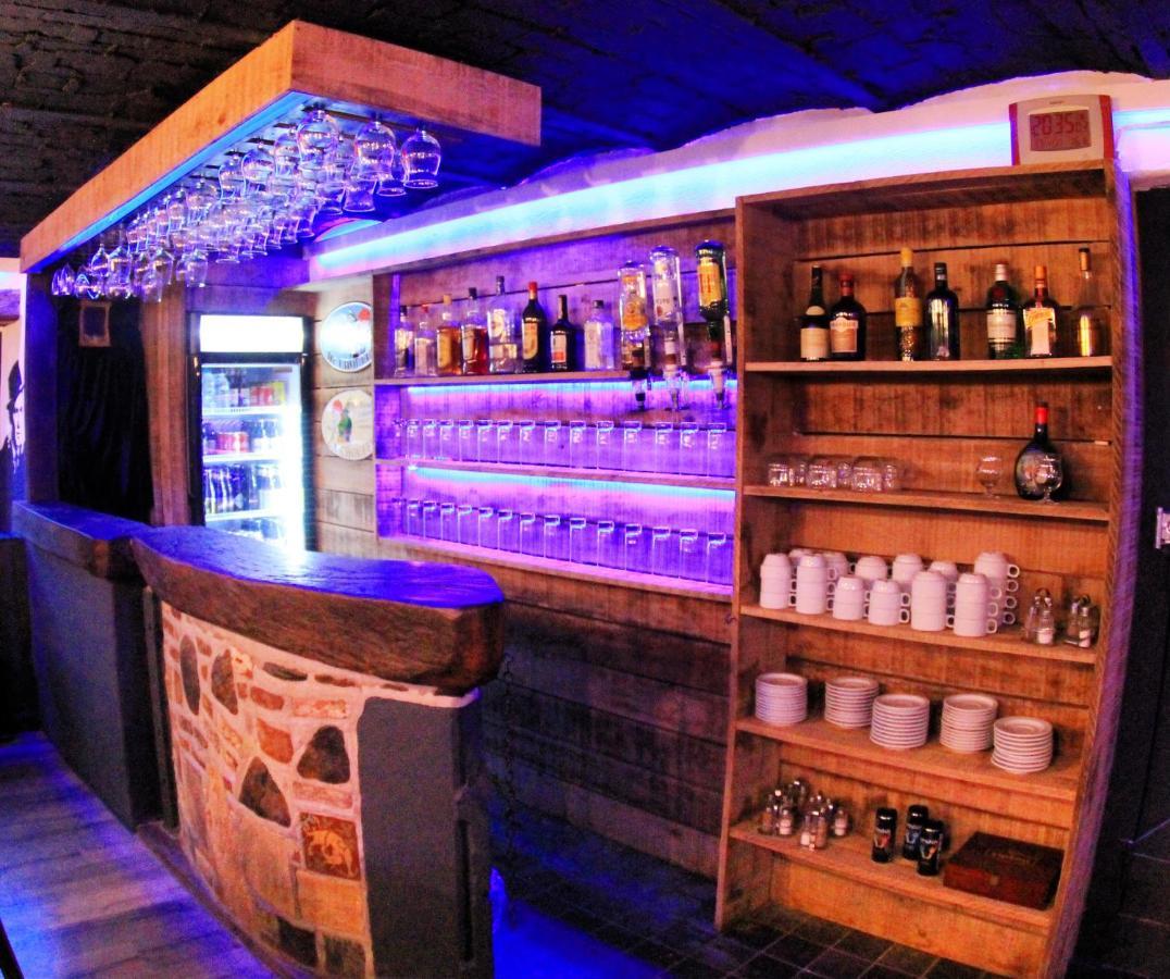 B&B Music City Wibrin Экстерьер фото